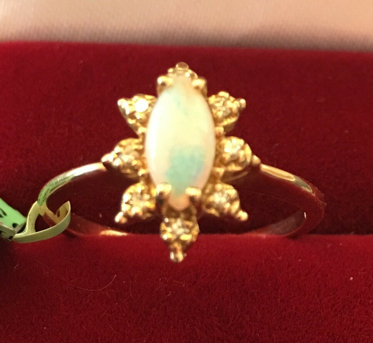 **brand New** 14k Yellow Gold Ladies Marquise Opal W/diamonds Cocktail Ring